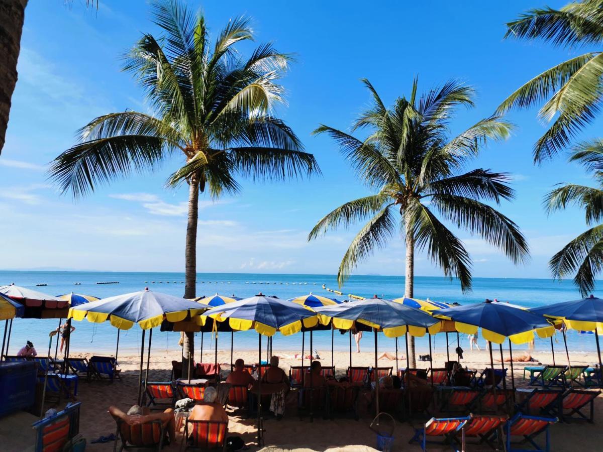 Jellyfish Hostel Jomtien Beach Exterior photo